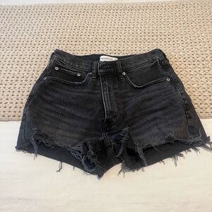Abercrombie black high rise mom short